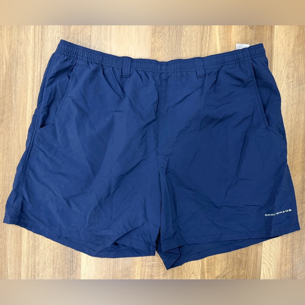 Navy Blue Men's Columbia Omni shade Shorts Size XXL